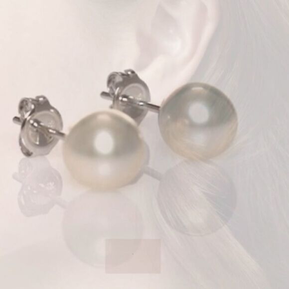 White Freshwater Cultured Pearl Stud Earrings - Picture 3 of 10